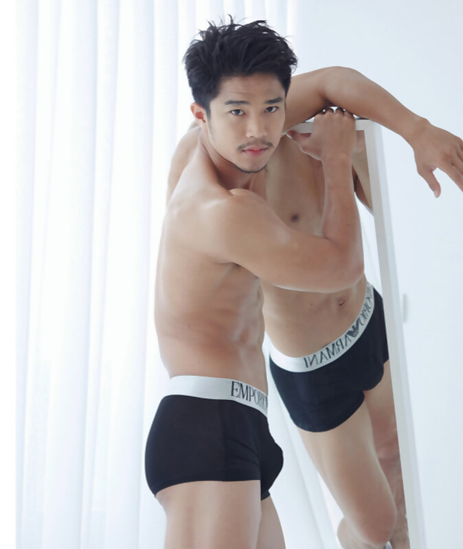 Next Image >>