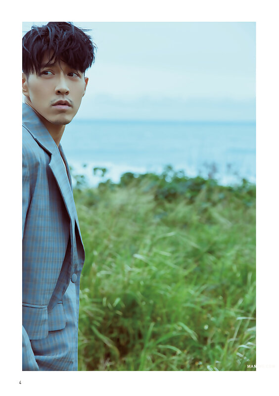 Next Image >>