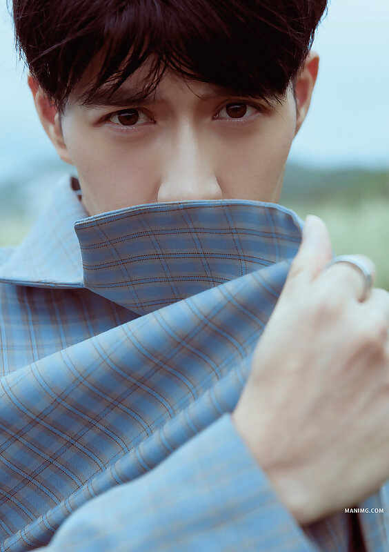 Next Image >>