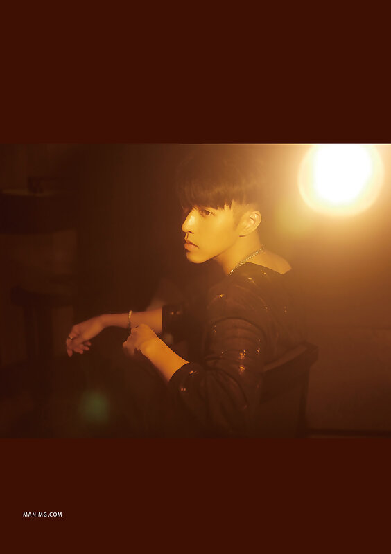 Next Image >>