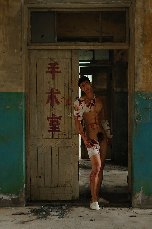 Next Image >>