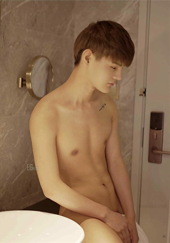 Next Image >>