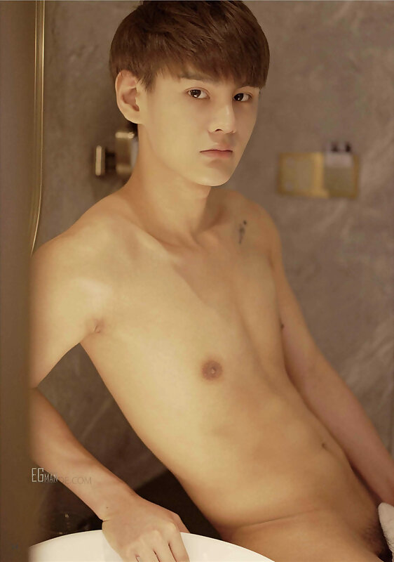 Next Image >>