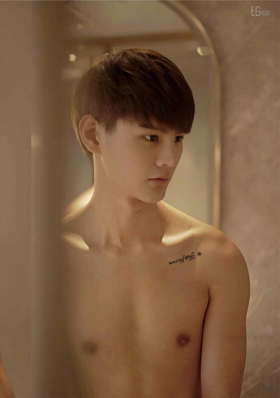 Next Image >>