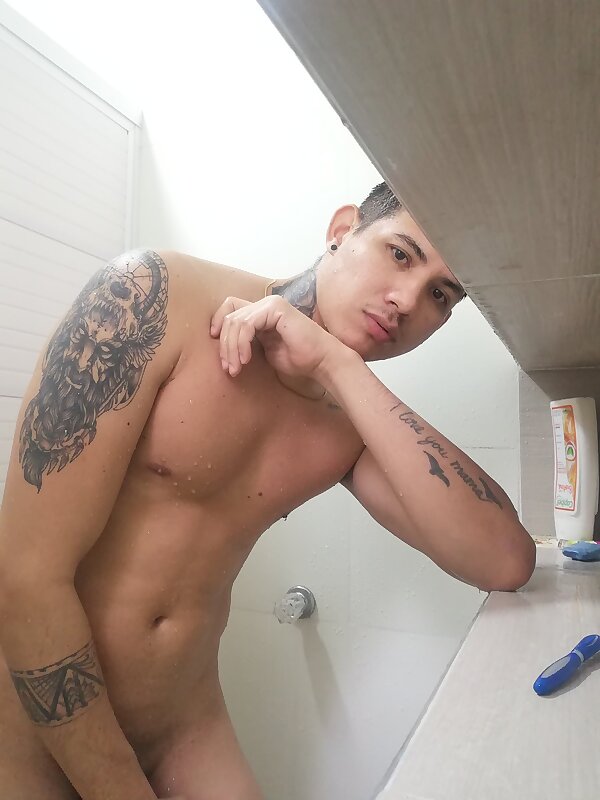 Next Image >>