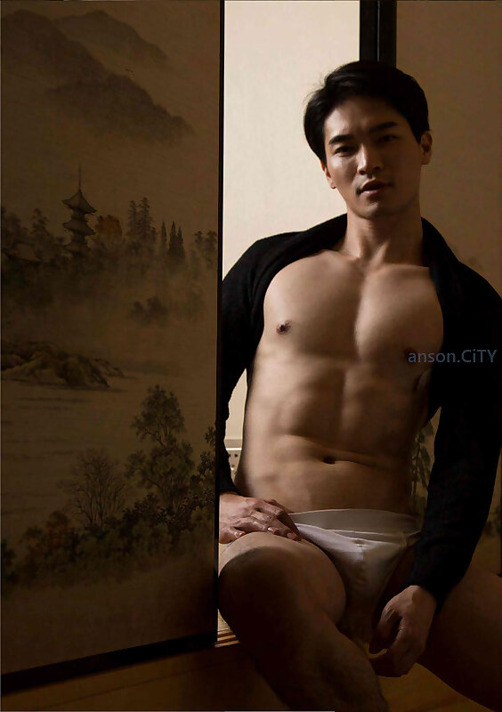 Next Image >>