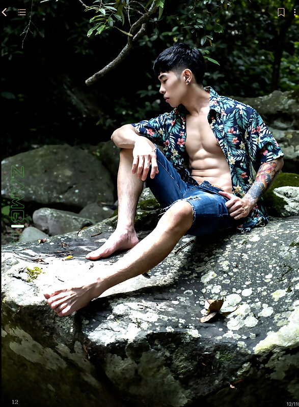 Next Image >>