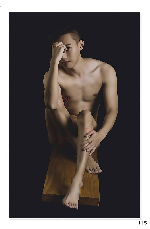 Next Image >>