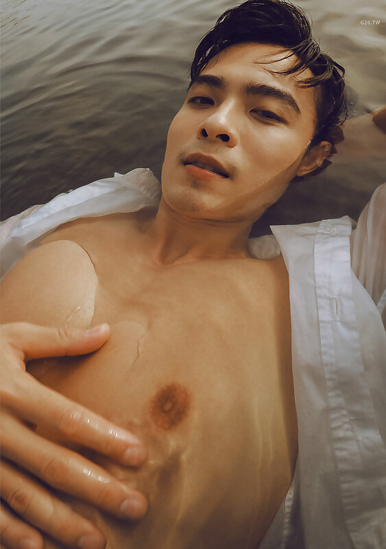 Next Image >>