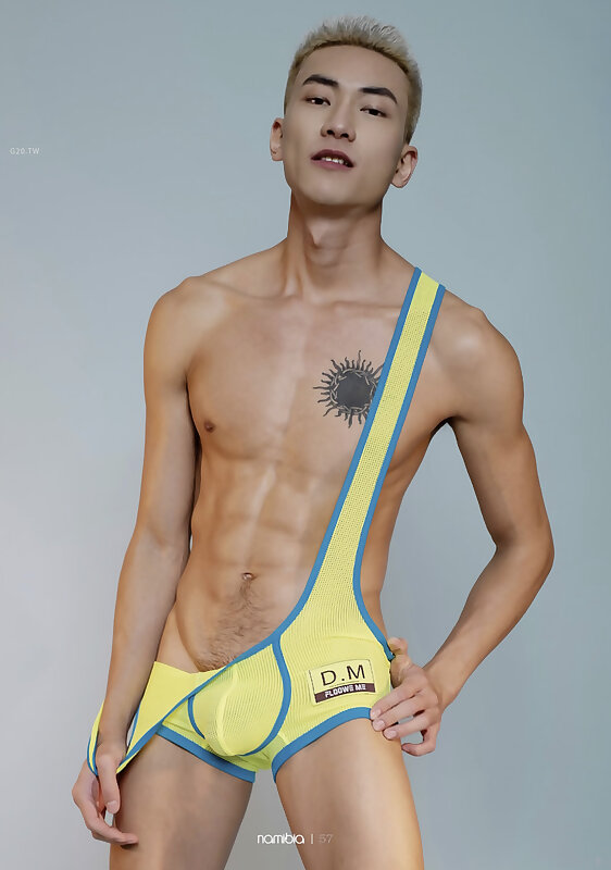 Next Image >>