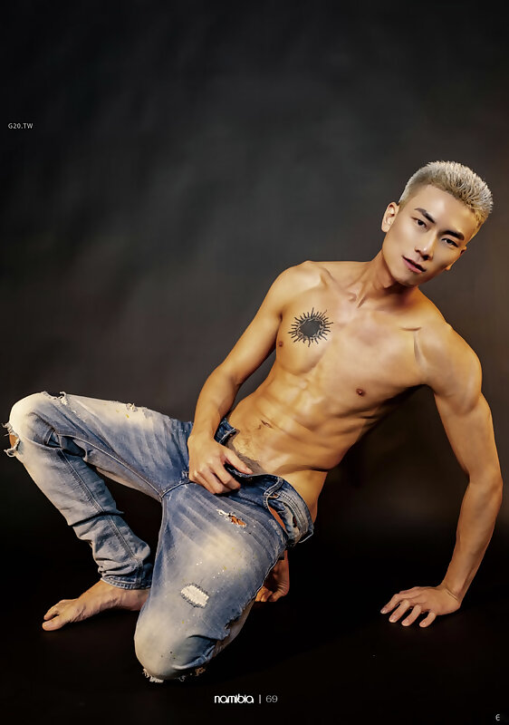 Next Image >>