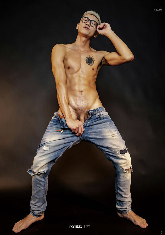 Next Image >>