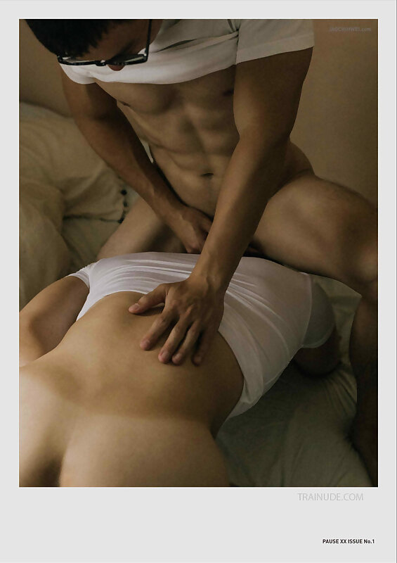 Next Image >>