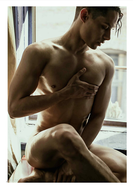 Next Image >>