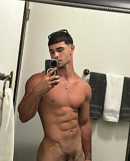Hot Boys 14 - Yadiel Alejandro - photo 3 - BoyFriendTV.com