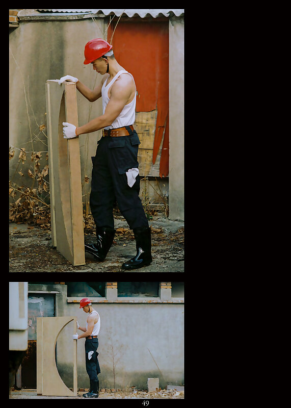 Next Image >>