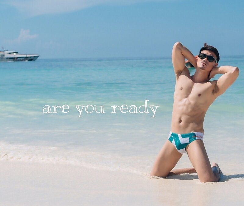 Next Image >>