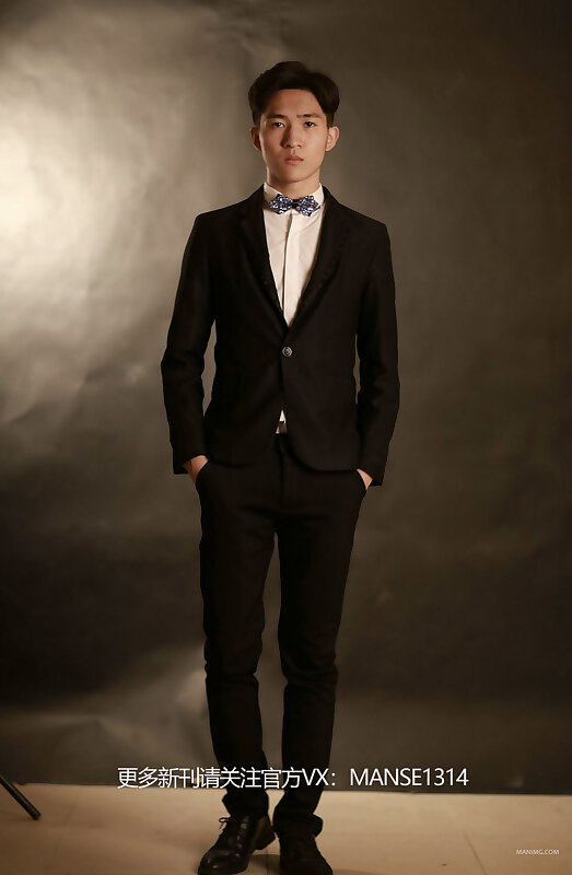 Next Image >>