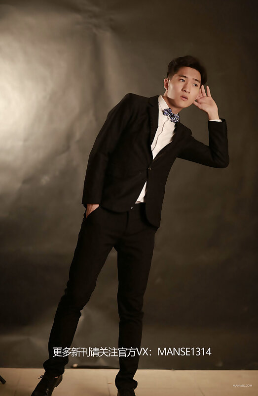 Next Image >>