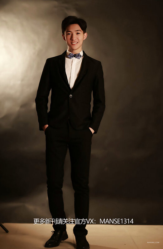 Next Image >>