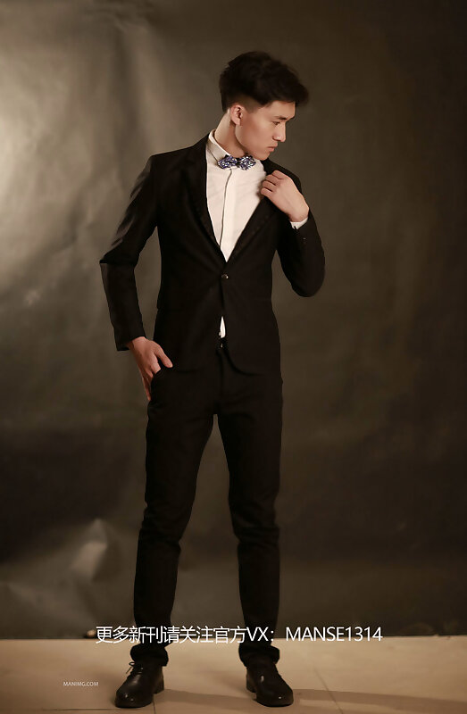 Next Image >>
