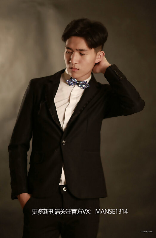 Next Image >>