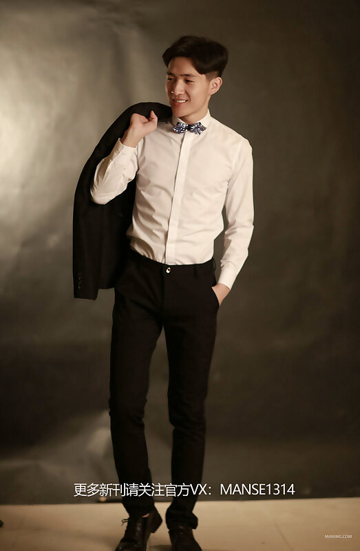 Next Image >>