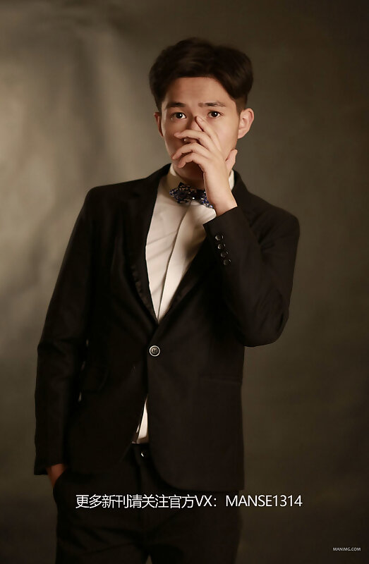 Next Image >>