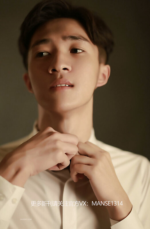 Next Image >>