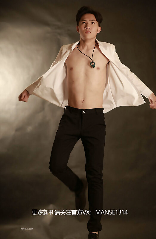 Next Image >>