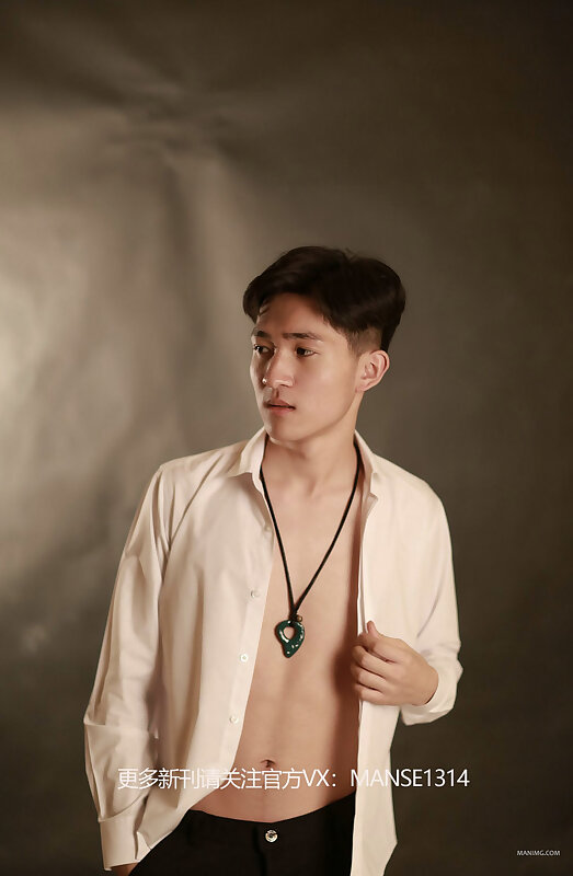 Next Image >>