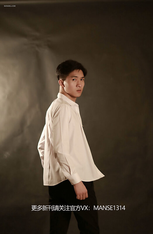 Next Image >>