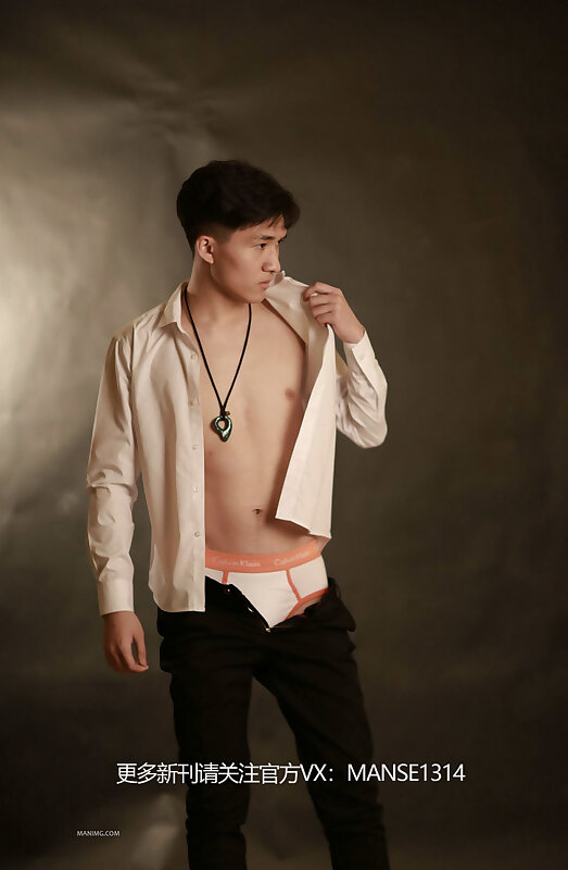 Next Image >>
