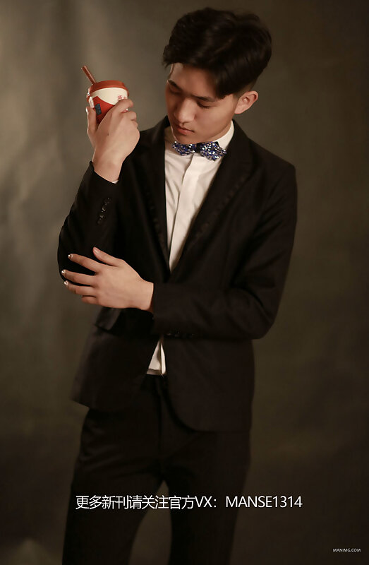 Next Image >>