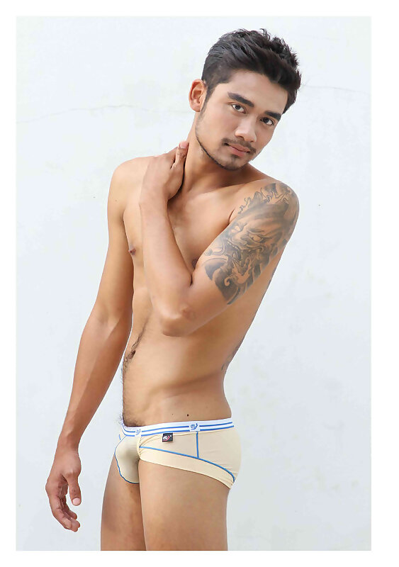 Next Image >>