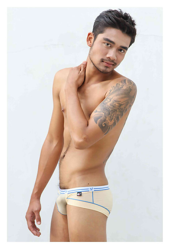Next Image >>