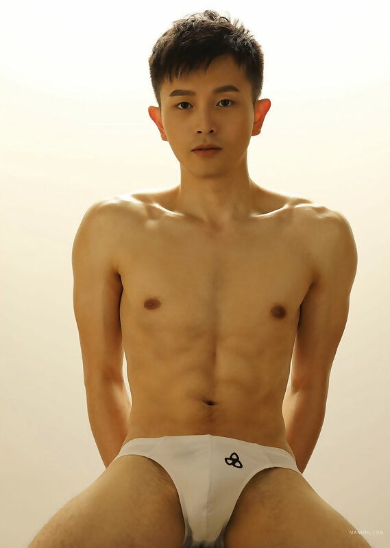 Next Image >>
