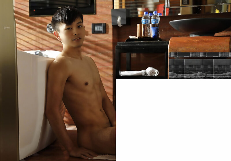 Next Image >>