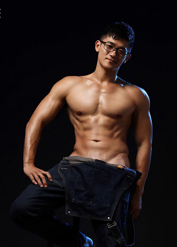 Next Image >>