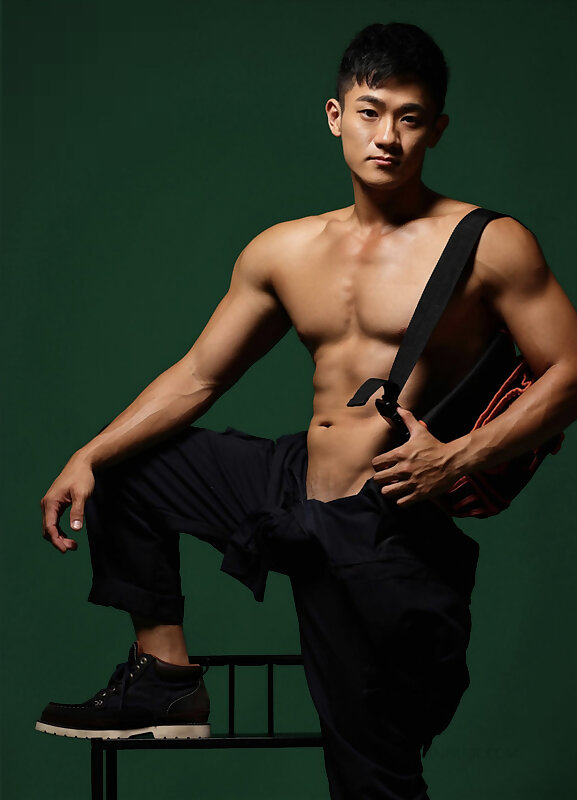 Next Image >>