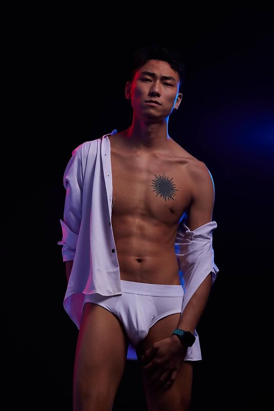 Next Image >>