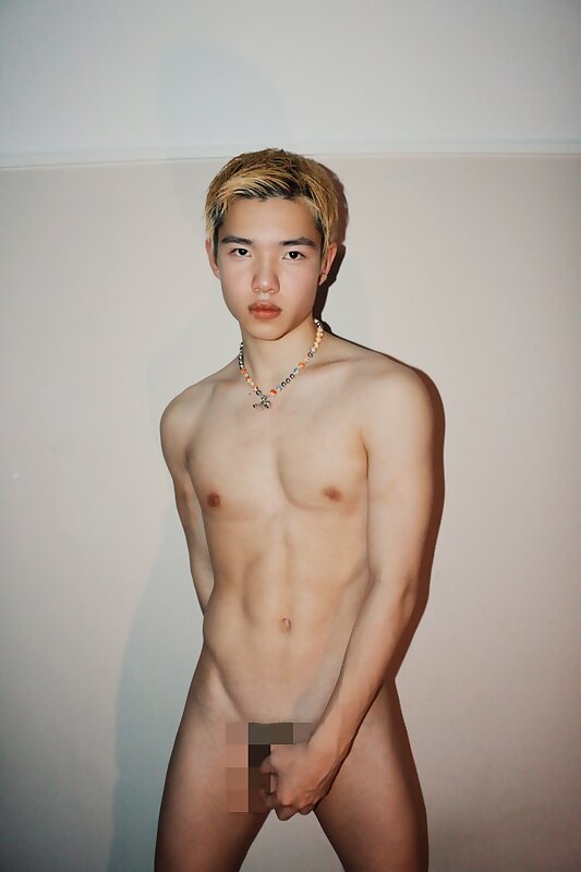 Next Image >>