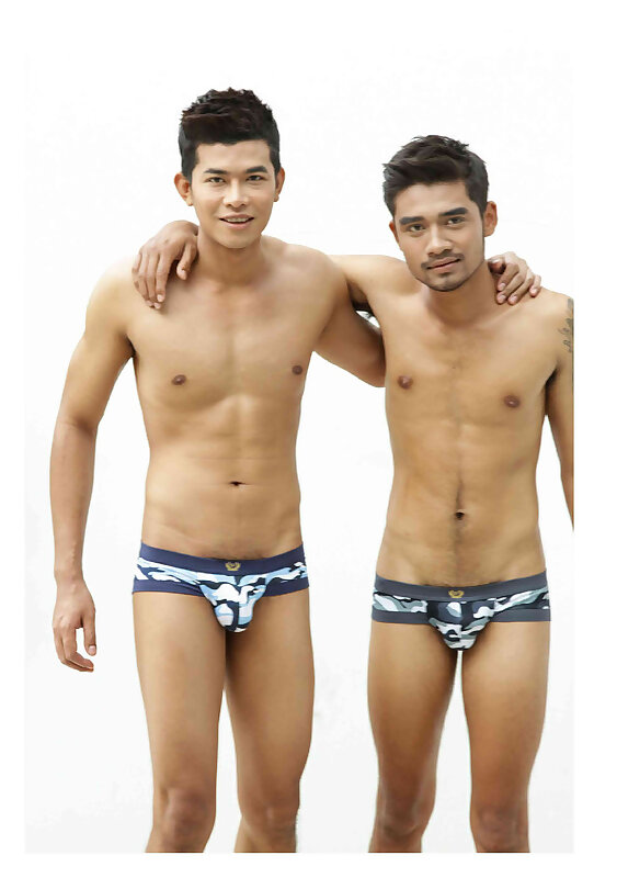 Next Image >>
