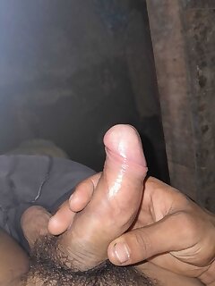 Большой хуй и его мастурбация (78 фото)