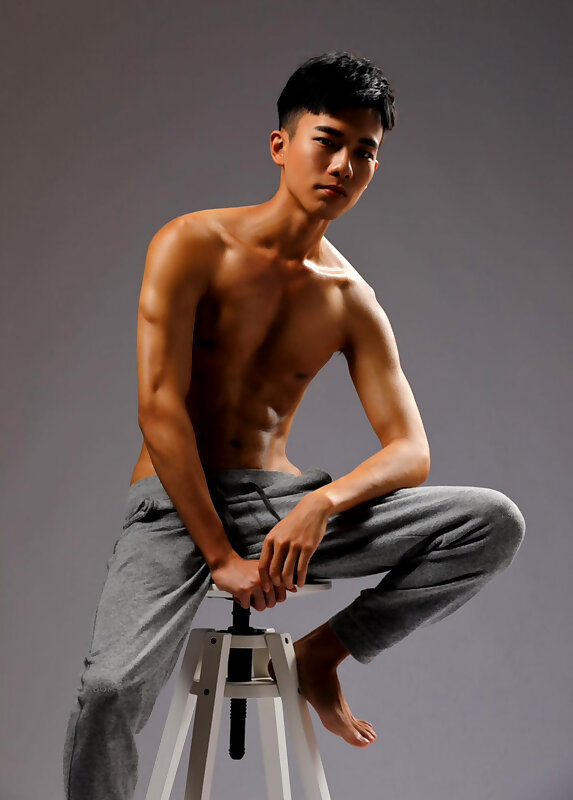 Next Image >>
