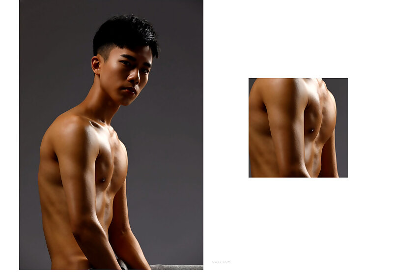 Next Image >>