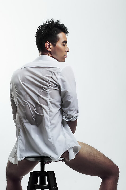 Next Image >>