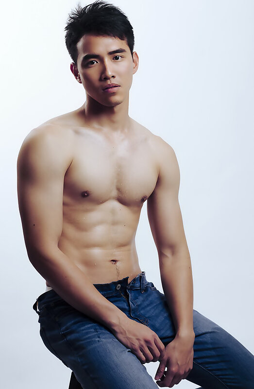 Next Image >>