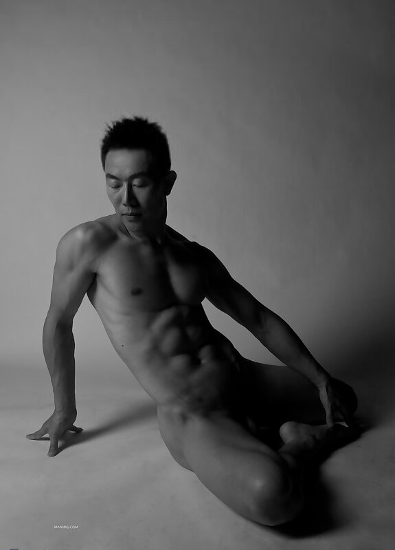 Next Image >>