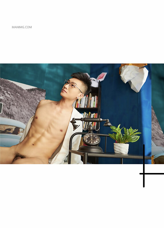Next Image >>
